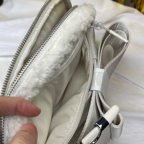 NWT - LULULEMON LUNAR NEW YEAR SHERPA EVERYWHERE BELT BAG -2nd - Picture 12 of 16